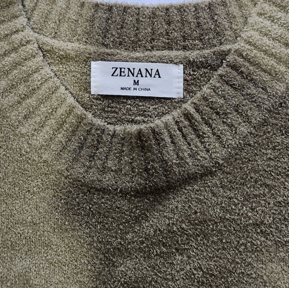 NWOT Zenana Green Super Soft Long Sweater Size M Womens - Picture 2 of 9